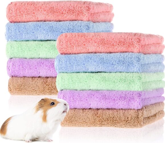 10 Pieces Guinea Pigs Blankets Hamster Fleece Cage Liners Soft Guinea Pig Accessories Small Animal Pet Blanket Sleep Bedding Mats Pet Supplies for Dog Puppy Cat (Mixed Colors, 11.8 x 11.8 Inch)