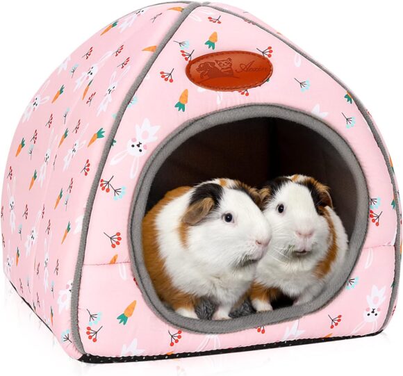 BWOGUE Guinea Pig Bed Large Hide-Out Cozy House Bed for Rabbits Ferret Chinchilla Bearded Dragon Winter Warm Cage Nest Hamster Accessories Cute Bunny and Carrot Pattern